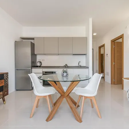 Luxury Poetto كالياري
