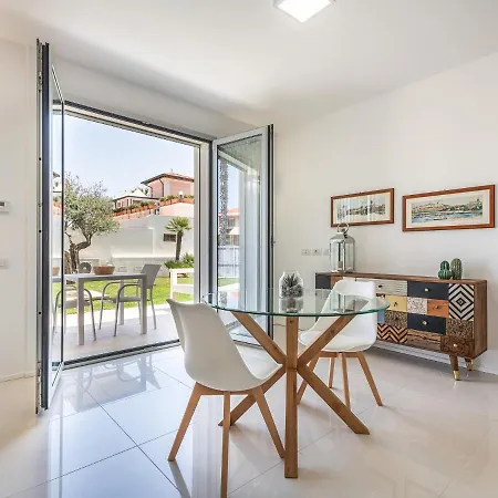 Apartment Luxury Poetto