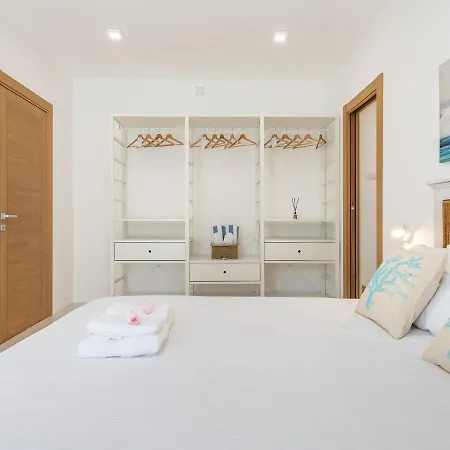 Luxury Poetto Apartman *
